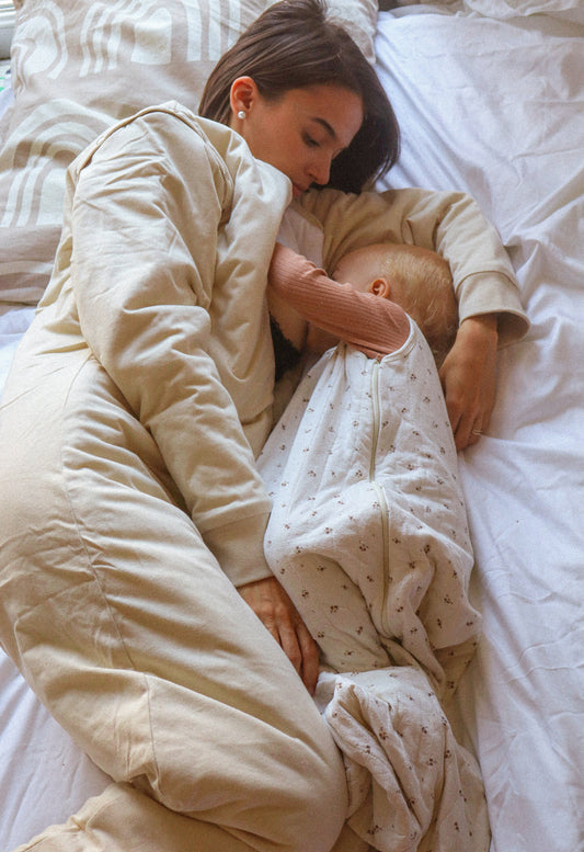 Cosleeping : définition, histoire et pratique mondiale | MAÏA - MAÏA